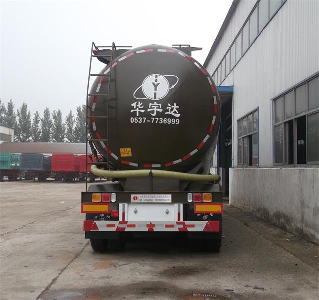 LHY9406GFLD低密度粉粒物料运输半挂车(图2)